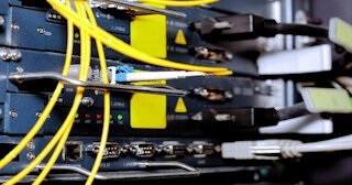 Заказать монтаж сетей в Губахе. Обслуживание ПК, ремонт от 311 руб